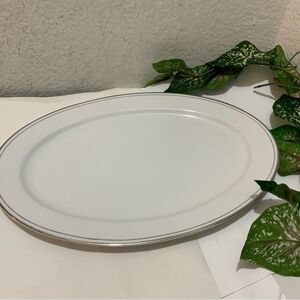Baum Bros Fine China 14" Platter  white silver oval Shaped Mint Condition G15